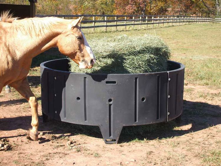 poly-hay-feeder-03(002).jpg