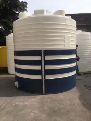 Roto Mold Plastic Water Tanks With Mixers